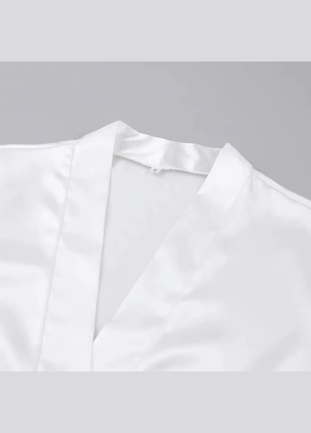 Атласный халат с перьями (ХАЛ-ПИР-НАР-БЕЛ) Vakko (334451713)