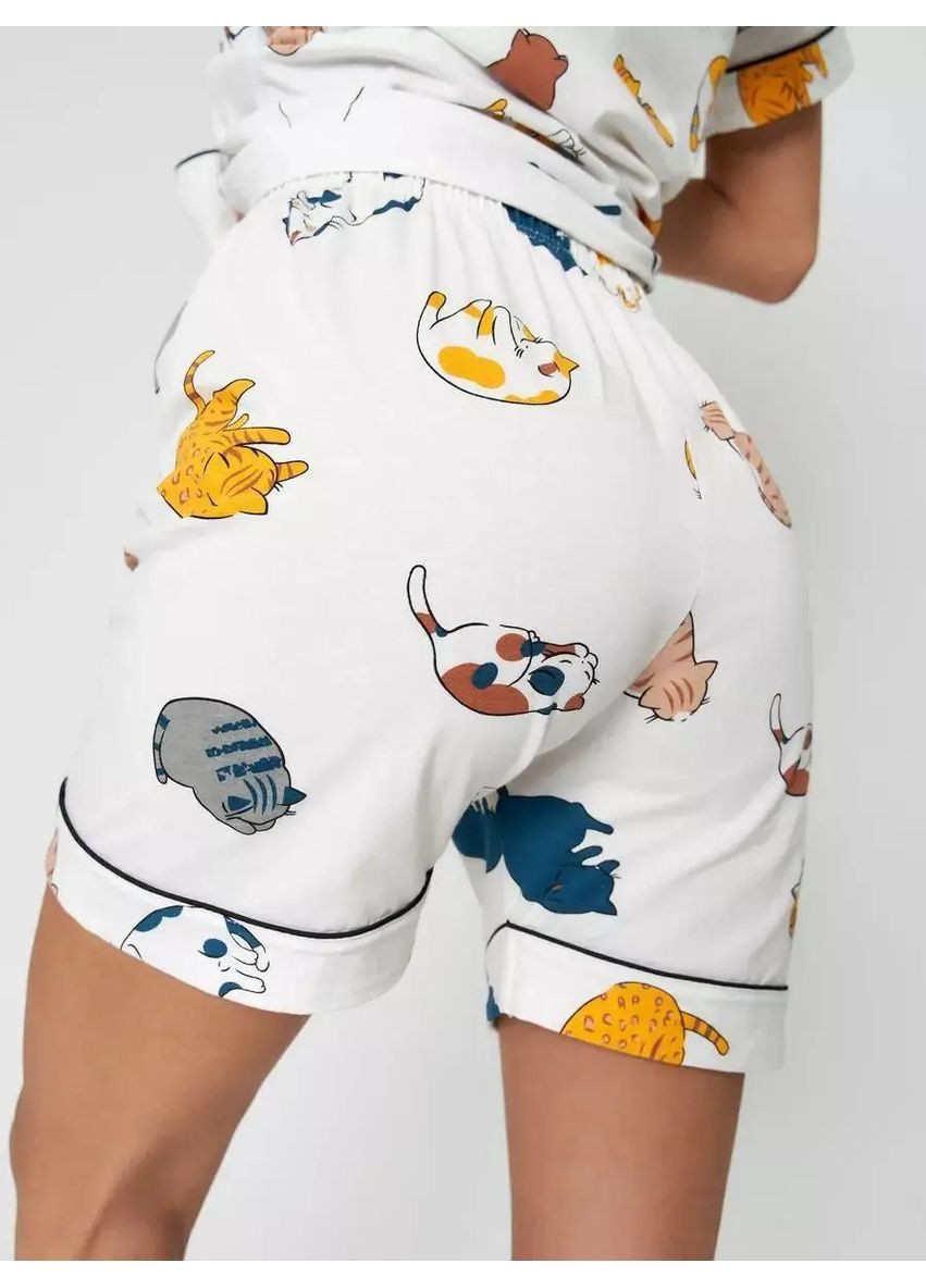 Біла всесезон зручний жіночий, жіноча трендова піжама з котиками сорочка + шорти No Brand піжамний комплект "Котики" 3в1