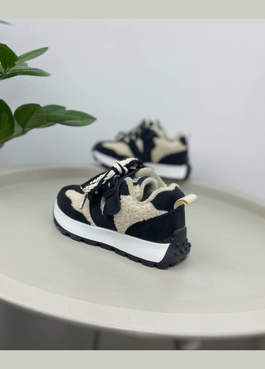 Черные спортивные, классические, повседневные, кэжуал, джинсовые осенние ботинки осенние детские черные 929 No Brand