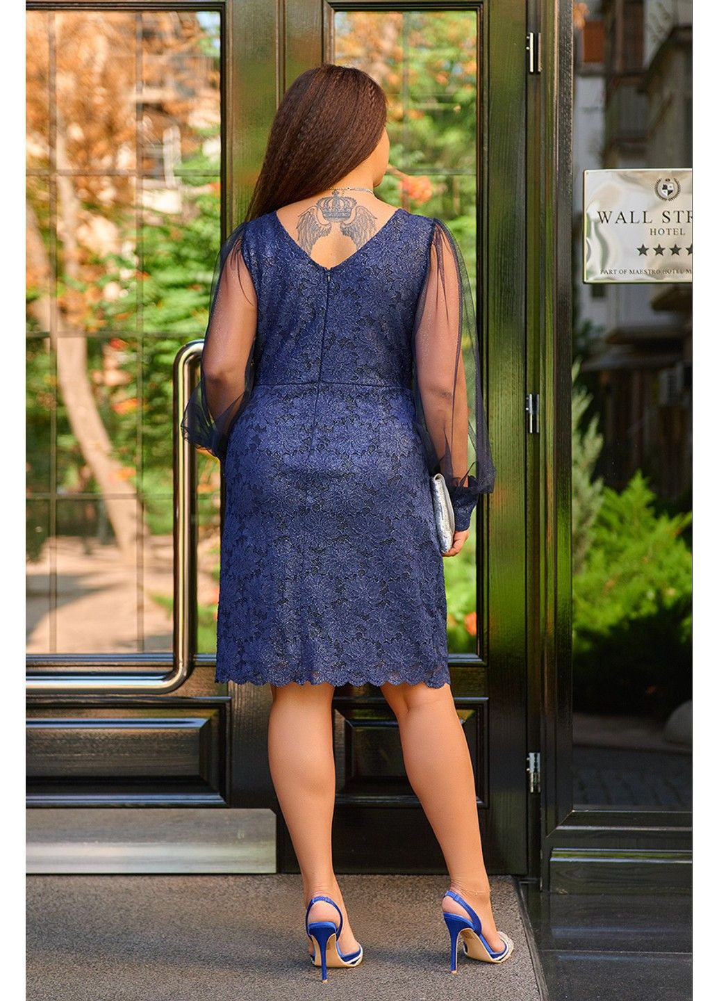 Темно-синя коктейльна сукня гіпюр рукав 22094 синя Tanita-Romario