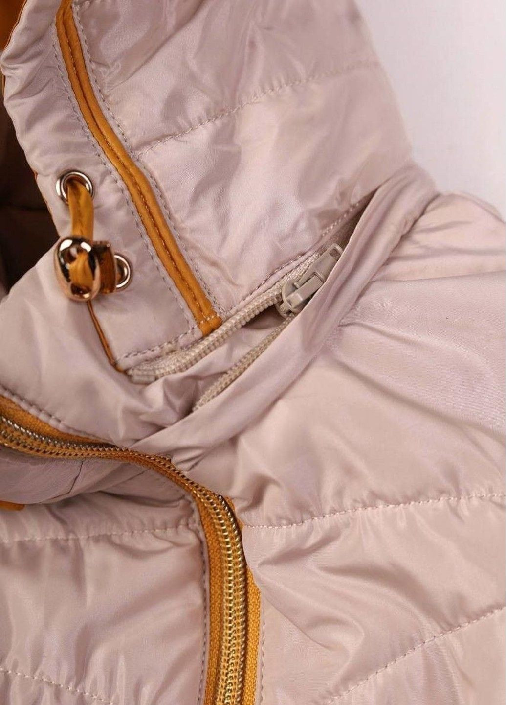 Бежевая демисезонная куртка детская демисезонная бежевая Black&Red