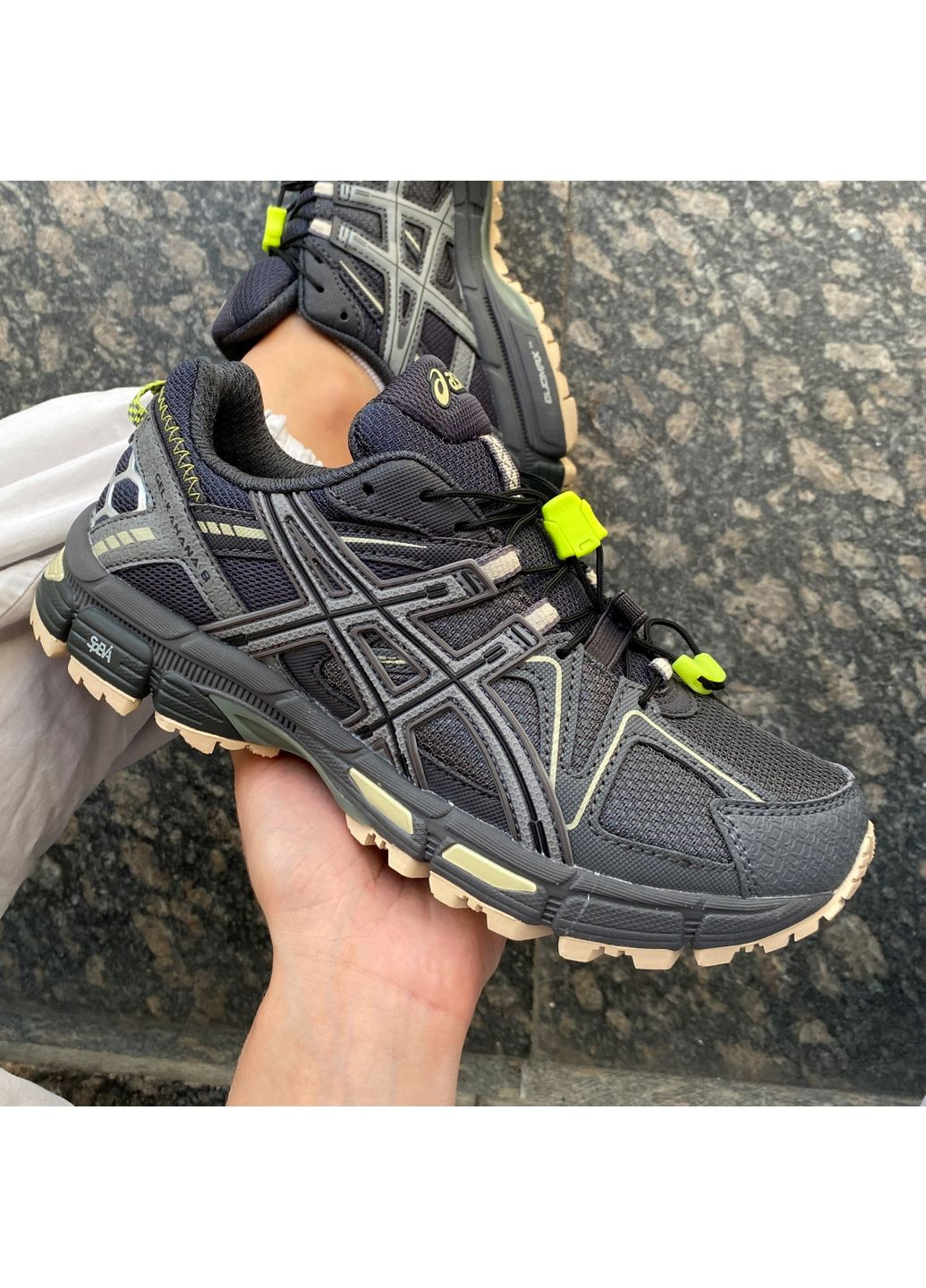 Серые демисезонные кроссовки мужские asics gel-kahana 8 black / grey / green асикс гель кахано No Brand