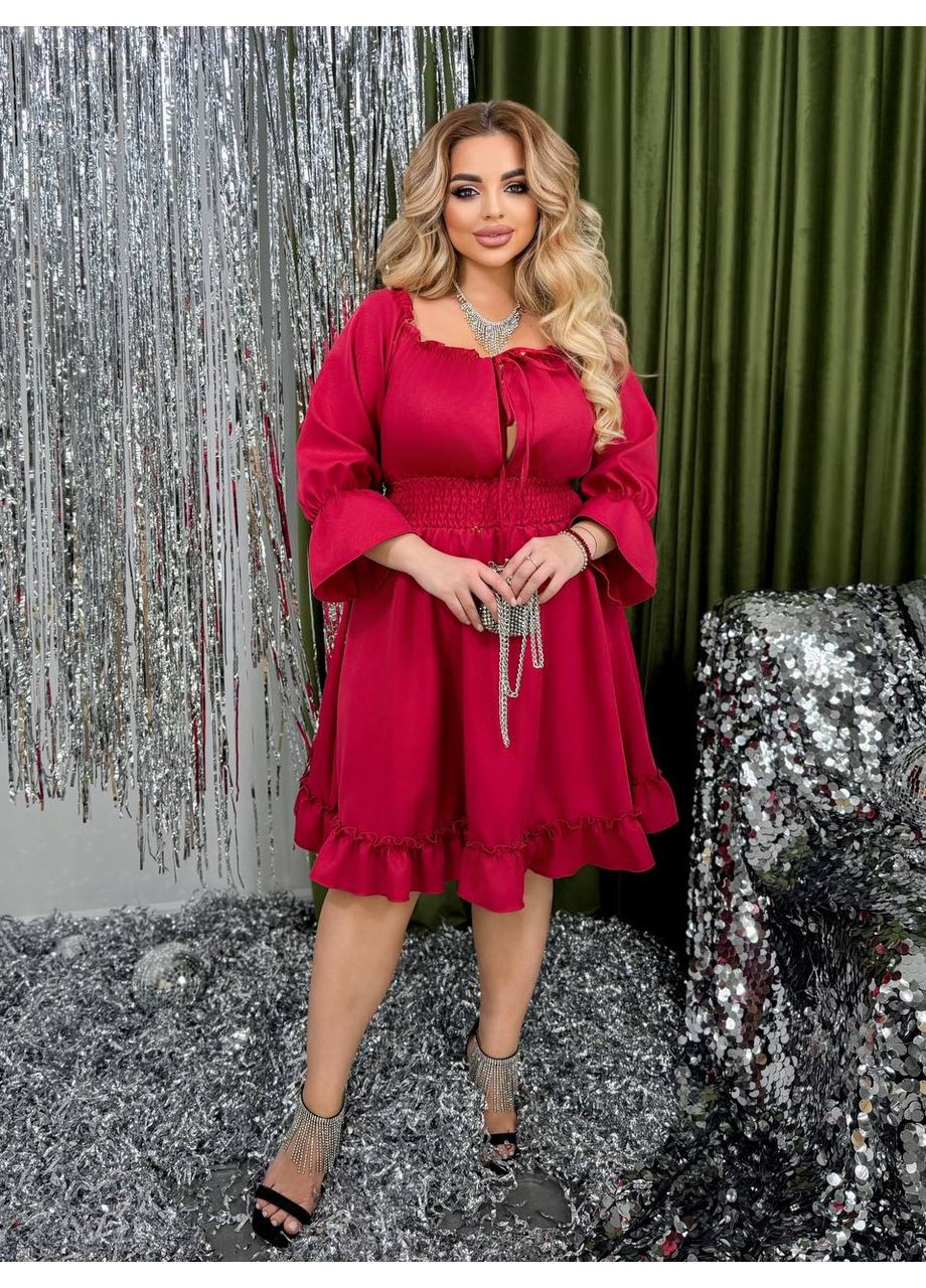 Красное праздничный платье из костюмки с блестящим напылением (замеры в описании) силуэтная Vione однотонное
