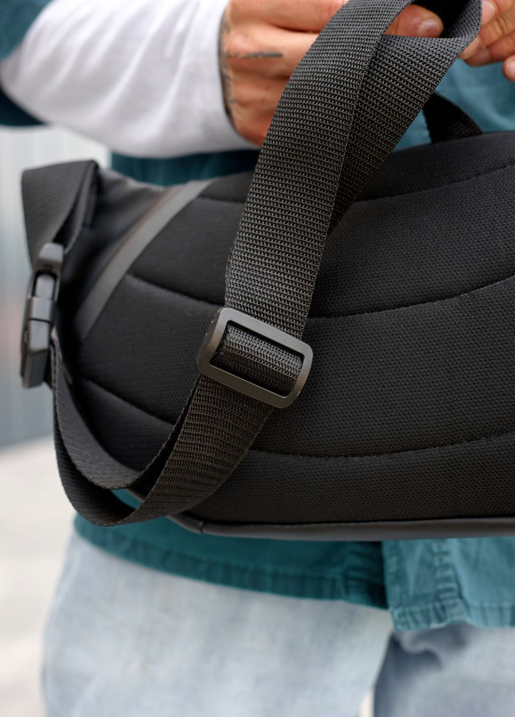 Чоловіча сумка Tirso Max Чорний 38х21 см (80461001m) Sambag (367736105)