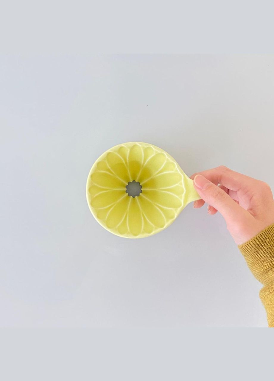 Пуровер Cafec Arita жовта хризантема Ware Flower Dripper Cup4 Yellow (R-15855-VS) No Brand (303348547)