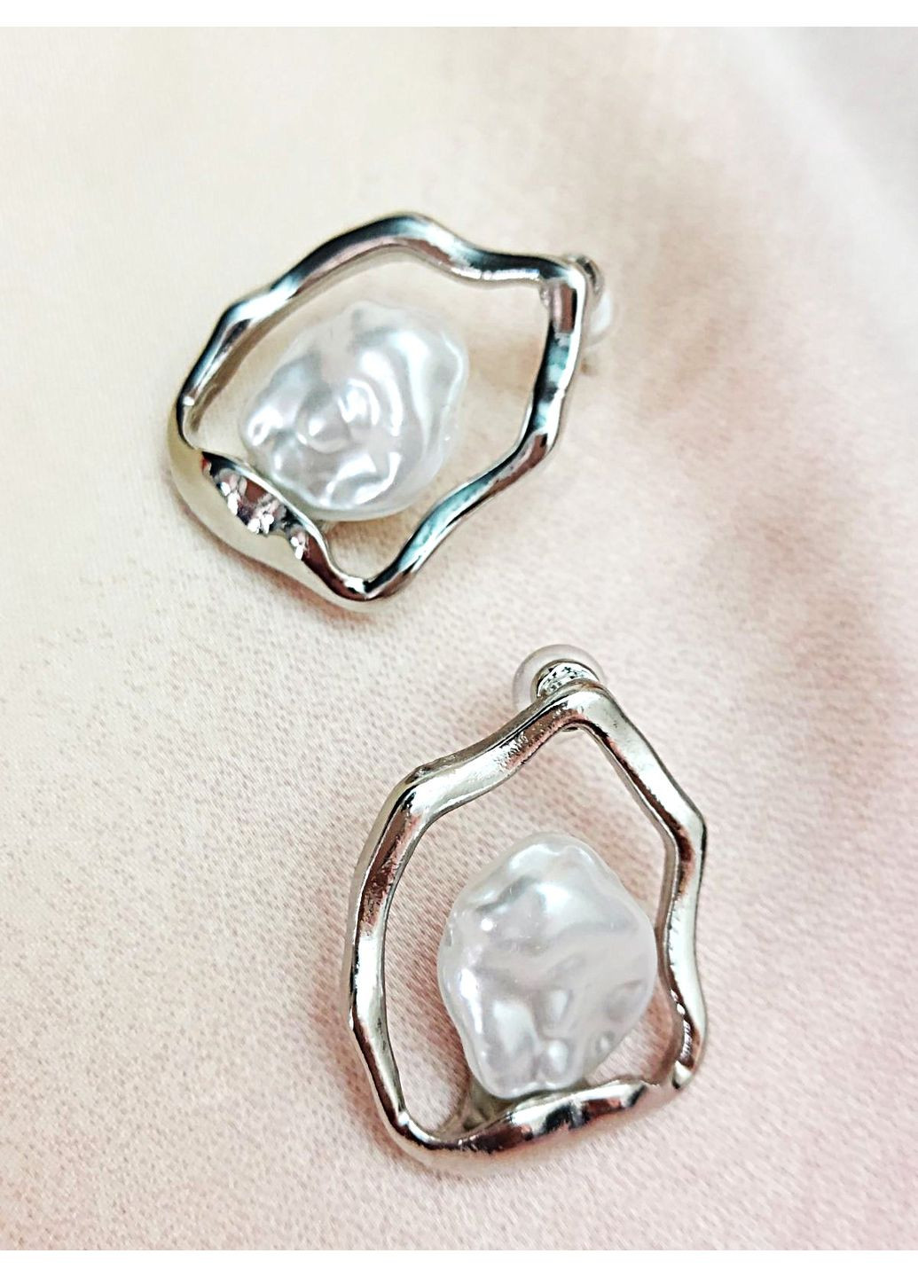 Сережки біжутерія з намистинами бароко No Brand (361080983)