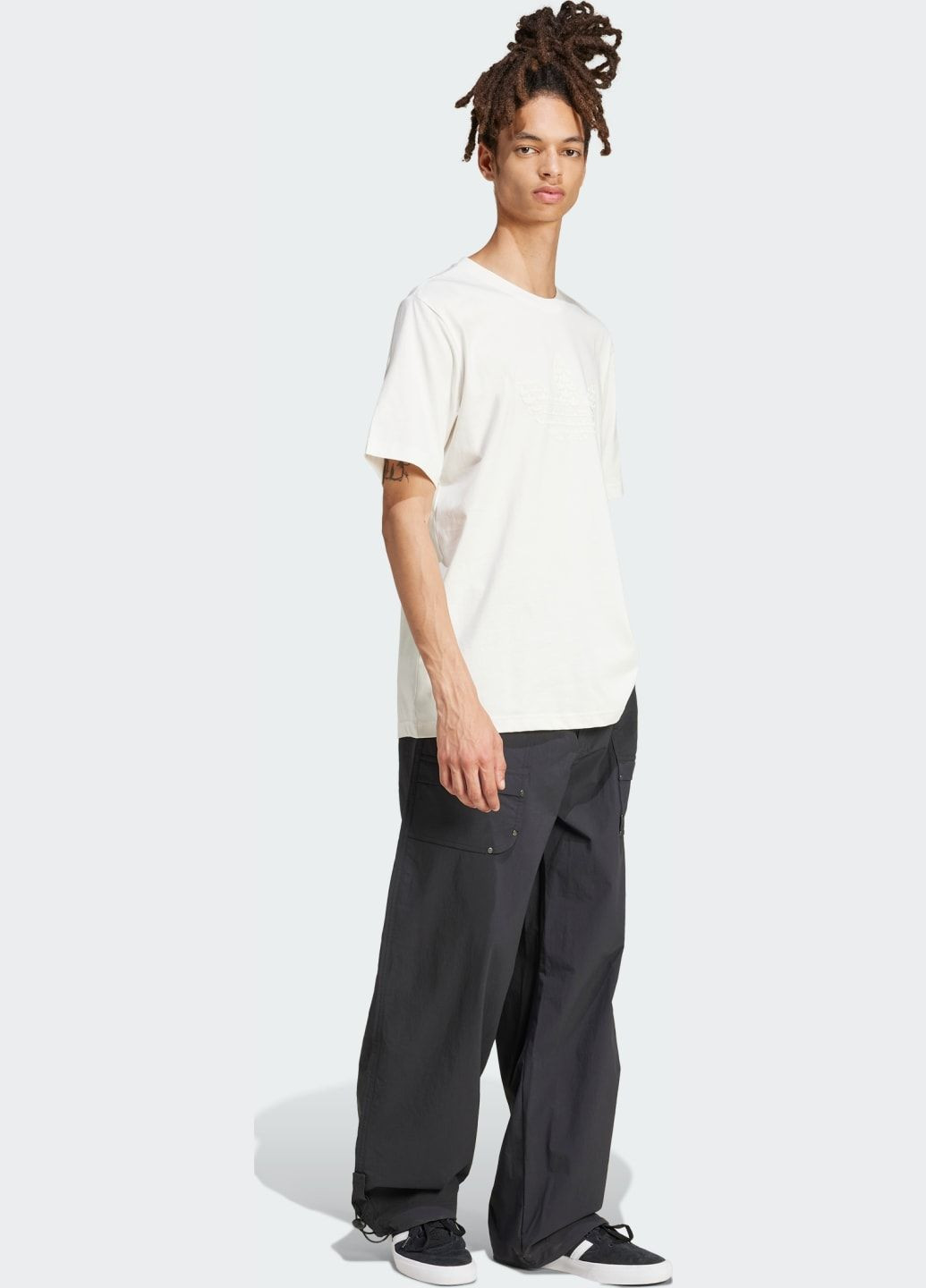 Белая футболка originals adidas