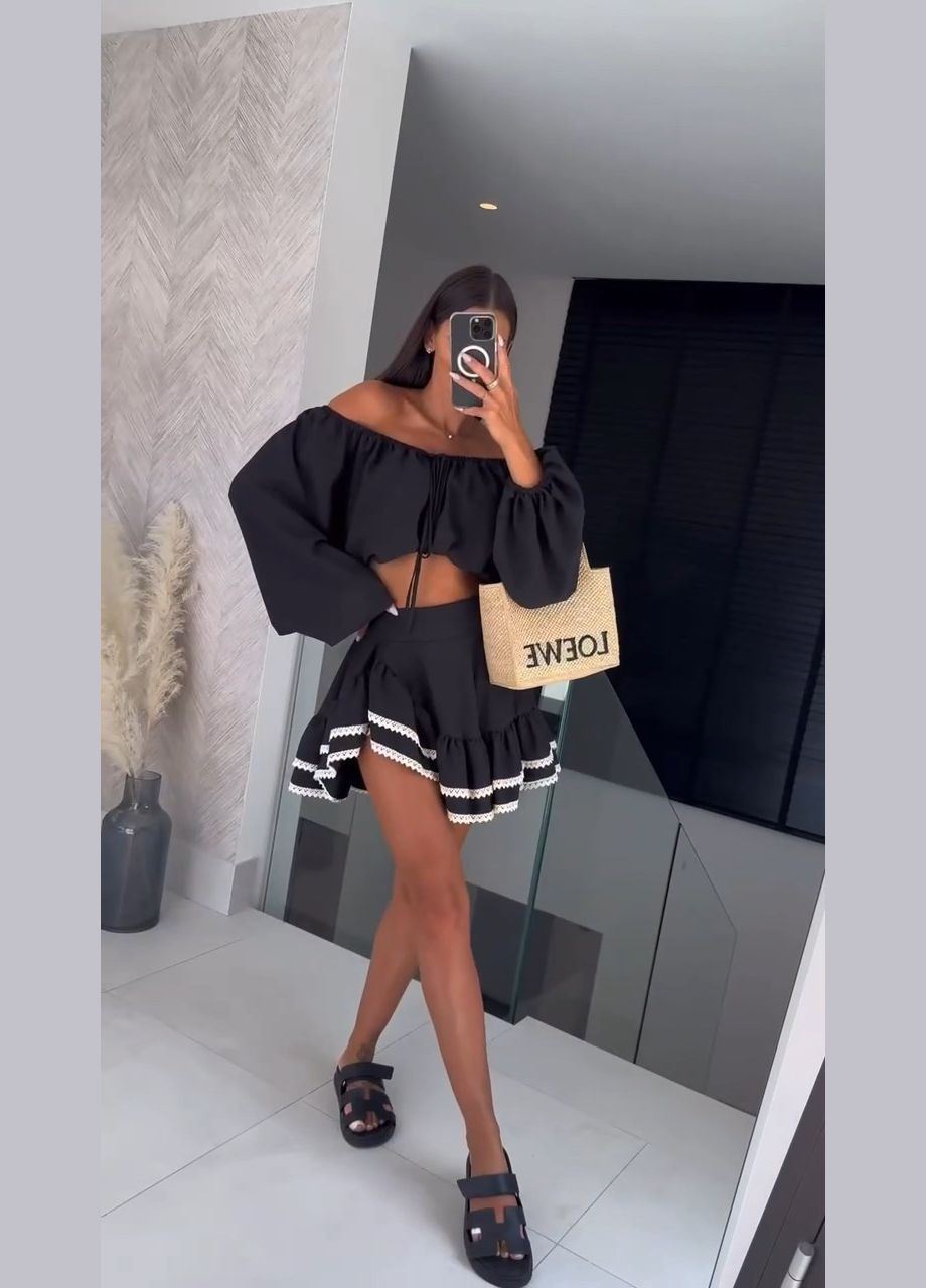 Жіночий літній костюм блуза з відкритими плечима та спідниця міні з рюшами MonCher (338186230)