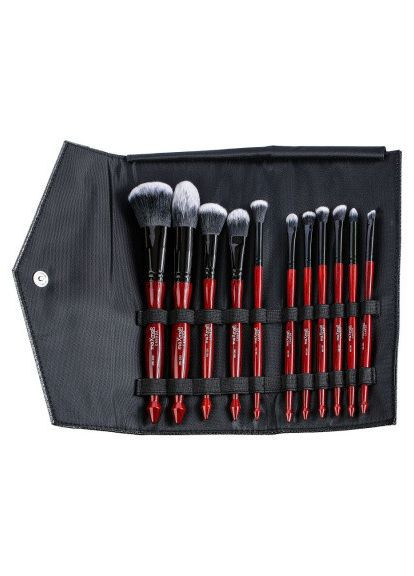 Набір пензликів для макіяжу з 11 інструментів в чорно-сріблястому клатчі MaxMar (367987998)