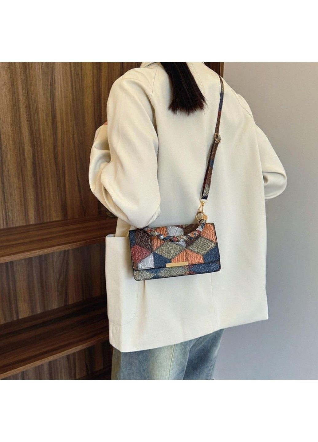 Кросбоді з еко-шкіри з геометричним малюнком P2-15119230BL Lilly (369892918)