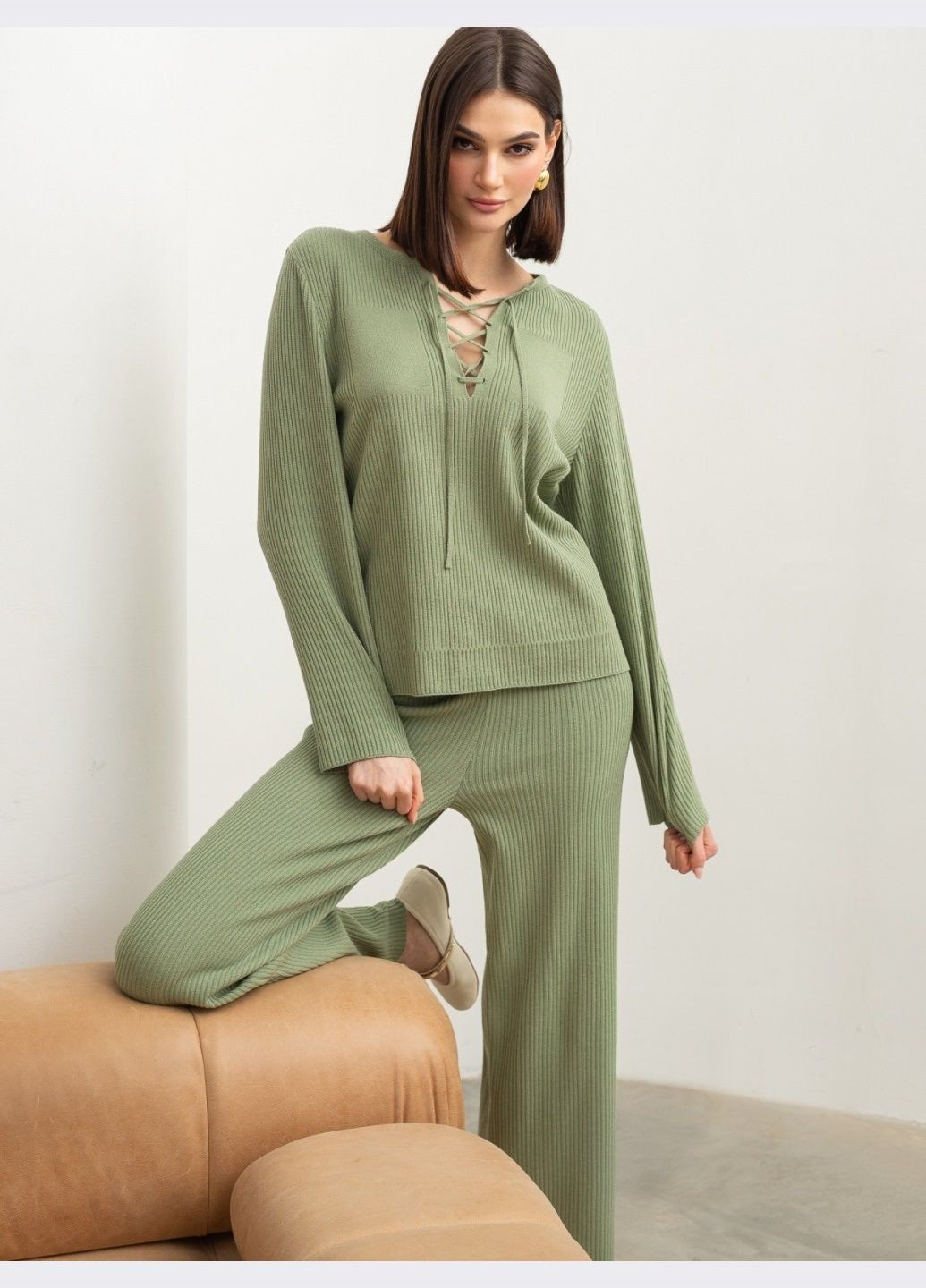 вязаный костюм цвета хаки с брюками Dressa (324103500)