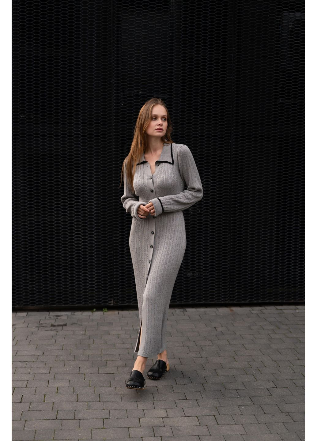 Сіра сукня "90's" 2.0 Merge