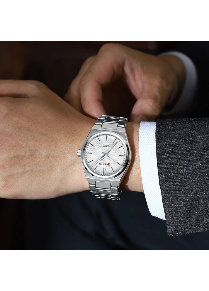 Годинник кварцовий сріблястий для чоловіків стрілочний з календарем і водонепроникністю 30 м ProDobro (367266680)