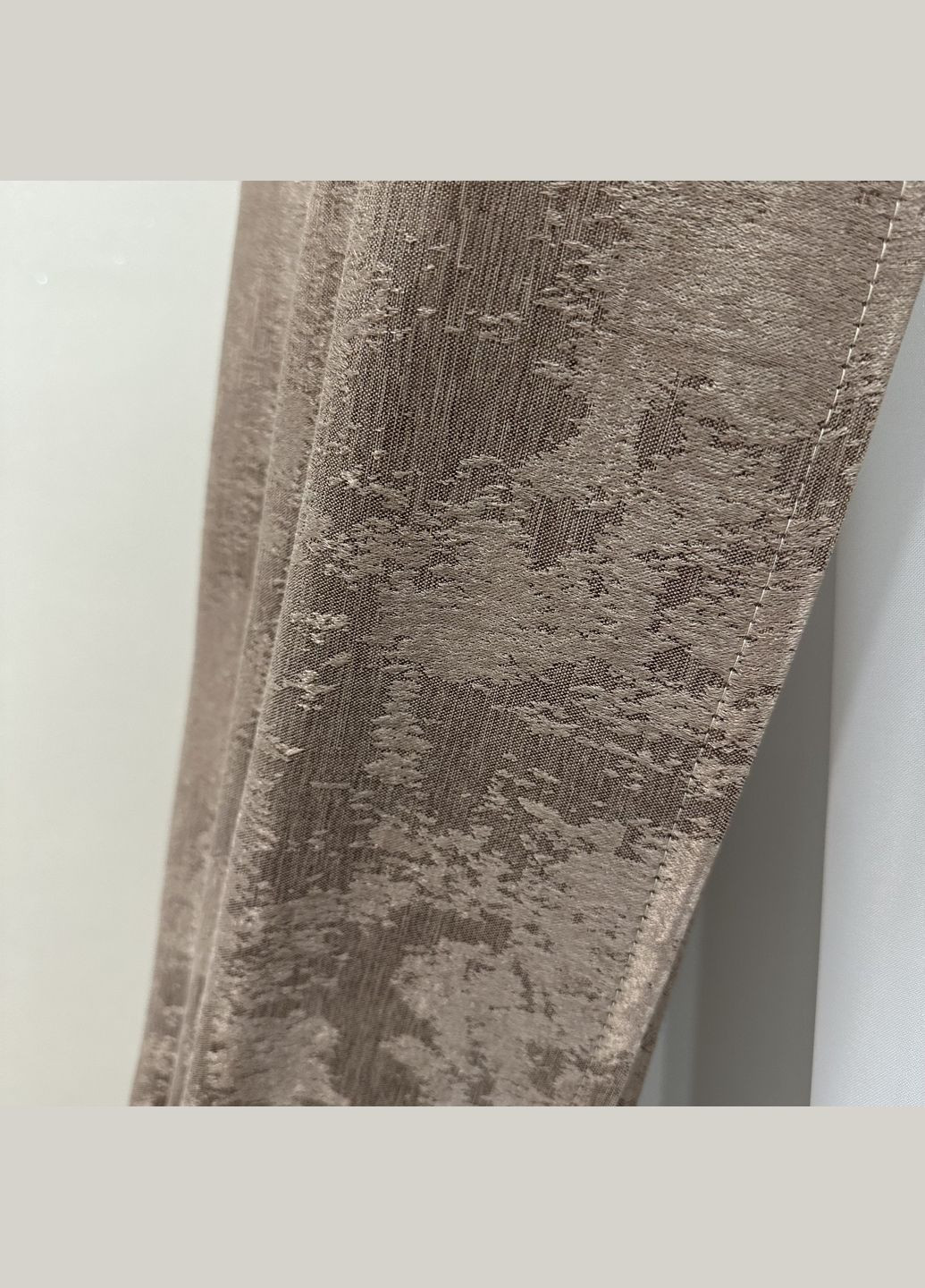 Жакардові штори з мармуровим візерунком 2шт 1.5×2.7 м, тасьма 6 см, середнє затемнення, кавового кольору. No Brand (331619138)