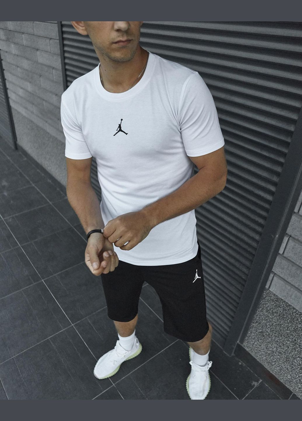 Біла футболка біла з коротким рукавом No Brand