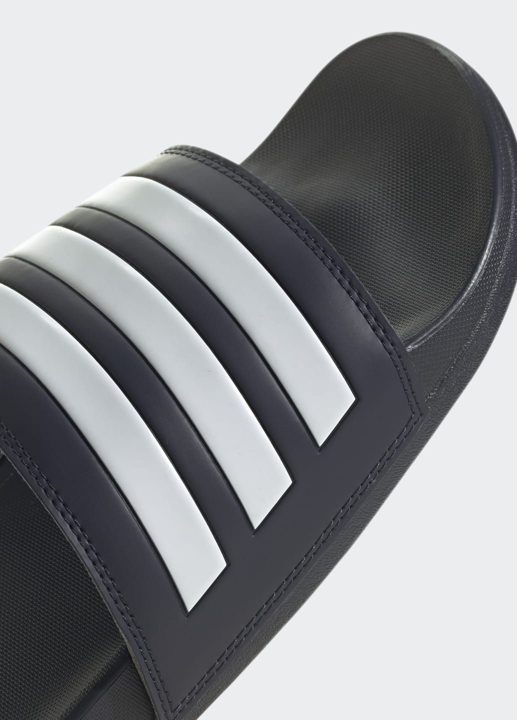 Шлепанцы Adilette Comfort adidas (305842700)