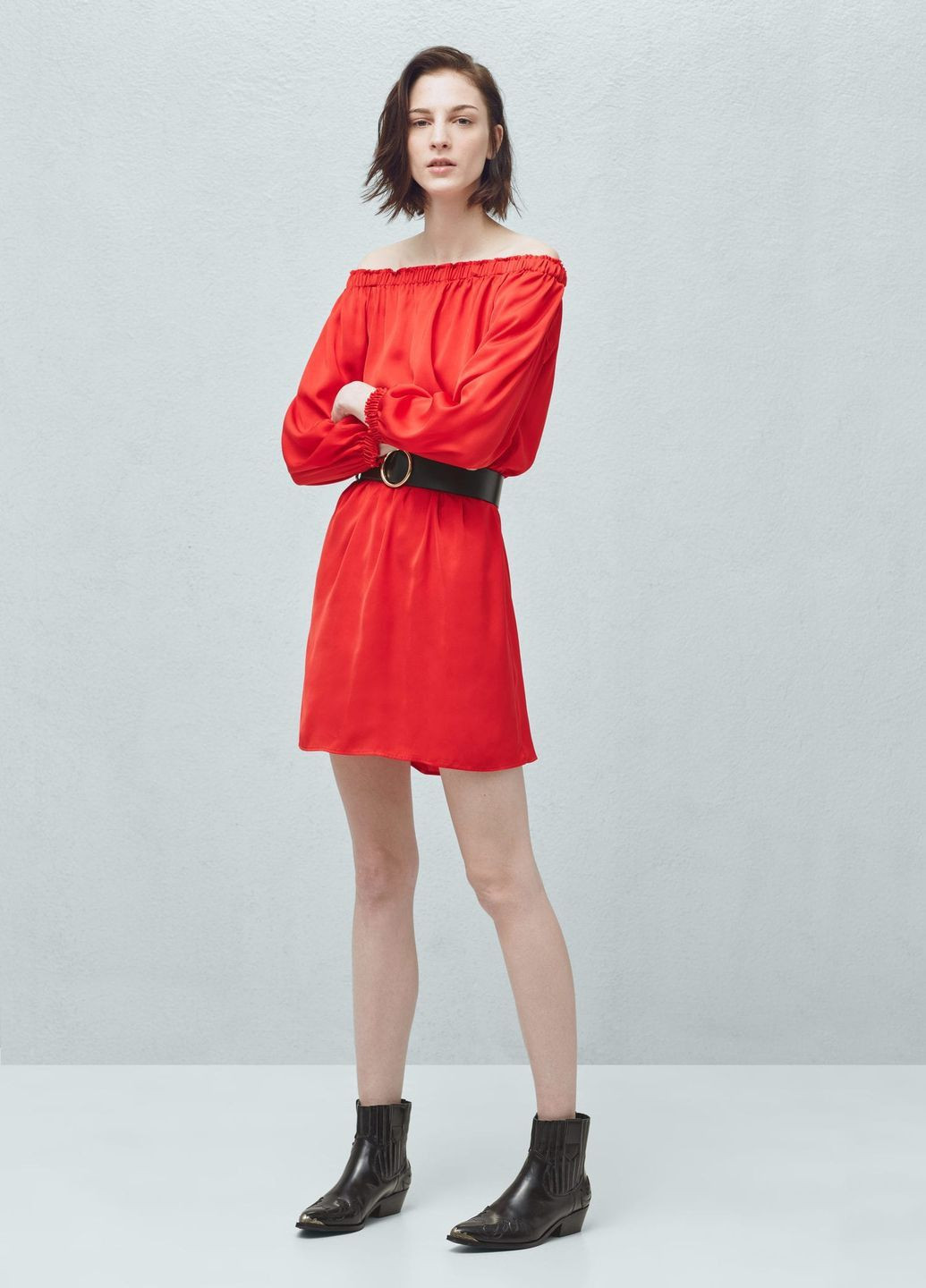 Красное повседневный платье красный Mango однотонное