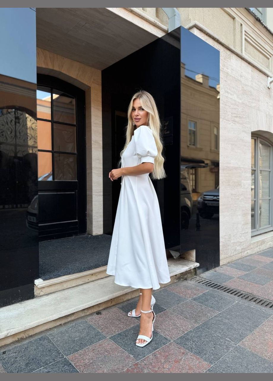 Белое платье No Brand