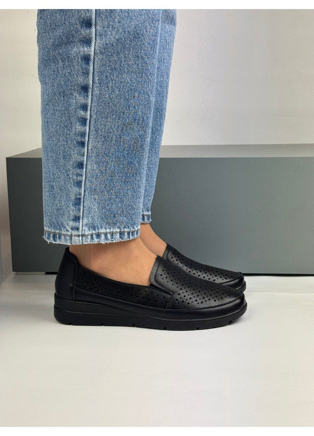 Черные 354 мокасины черные кожаные VIKA