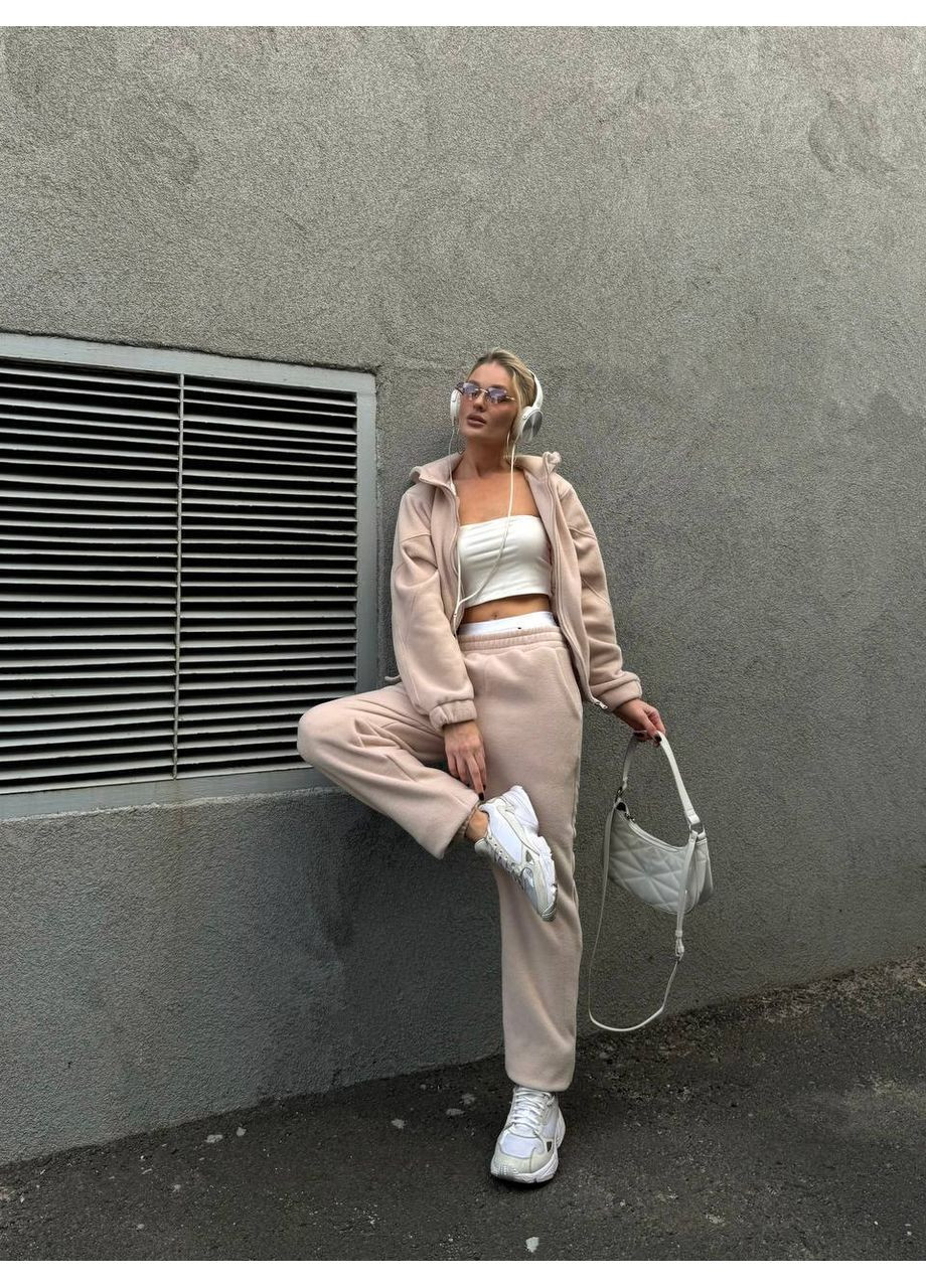 Женский спортивный костюм в современном минималистическом стиле. Україна (355803317)