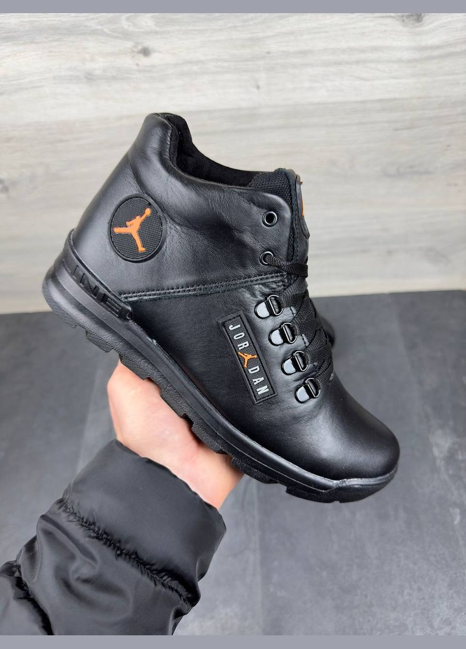 Черные зимние зимние кроссовки No Brand