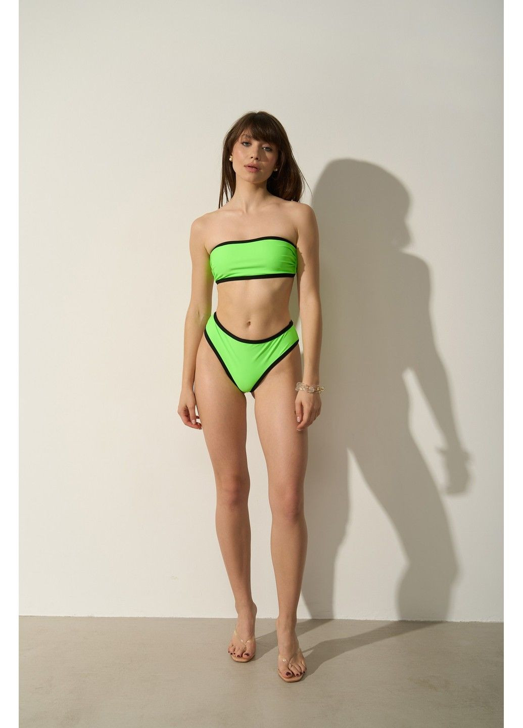 Зеленый купальник женский раздельный бандо neon салатовый раздельный Handy Wear