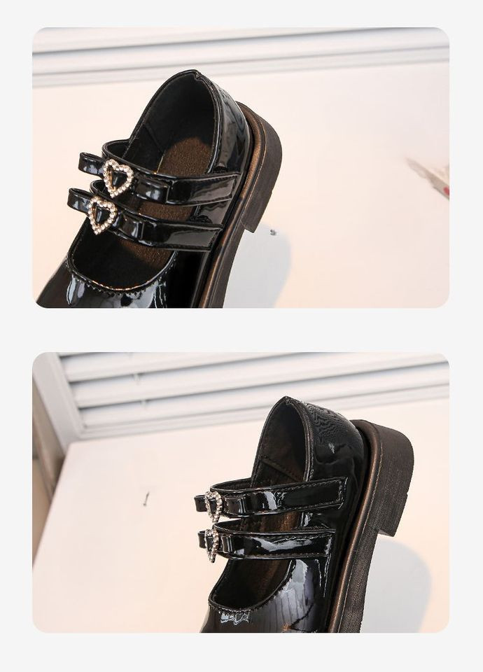 Черные туфли для девочки на липучке без каблука BabyStyle