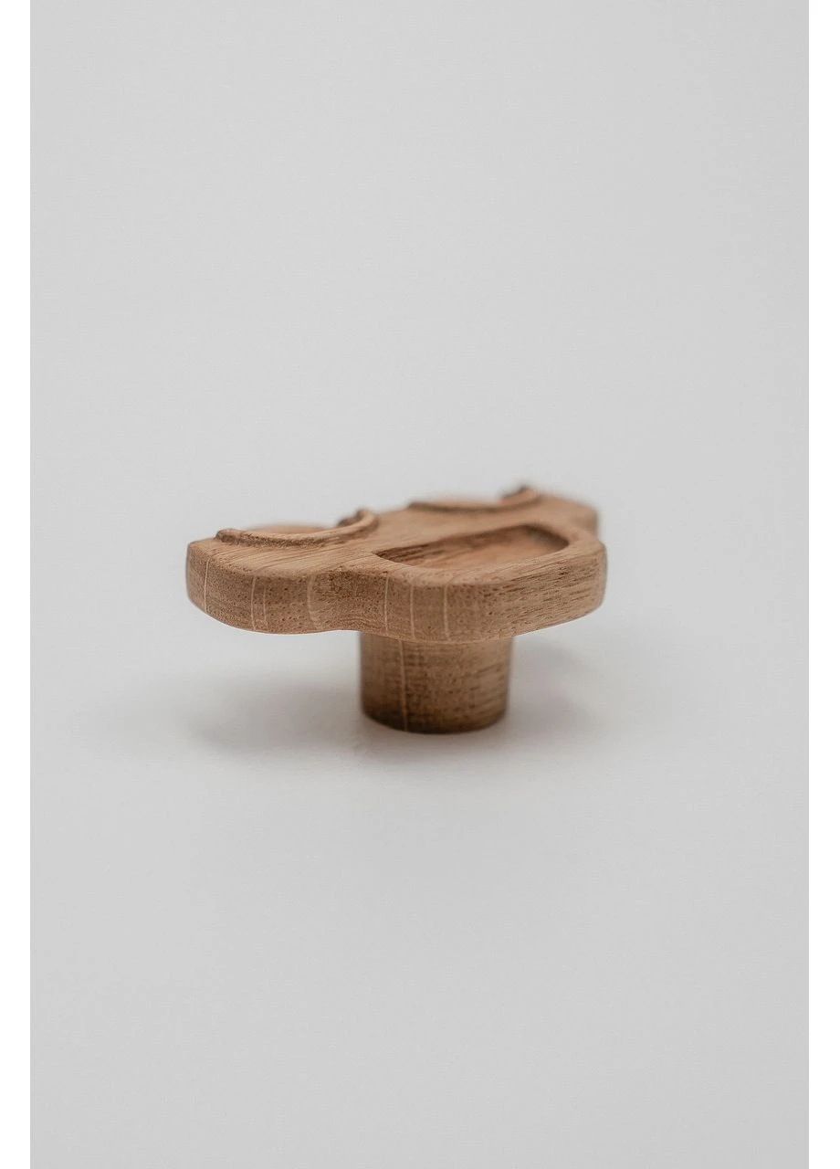 Ручка мебельная Car oak 60 мм дуб, машинка No Brand (389082419)