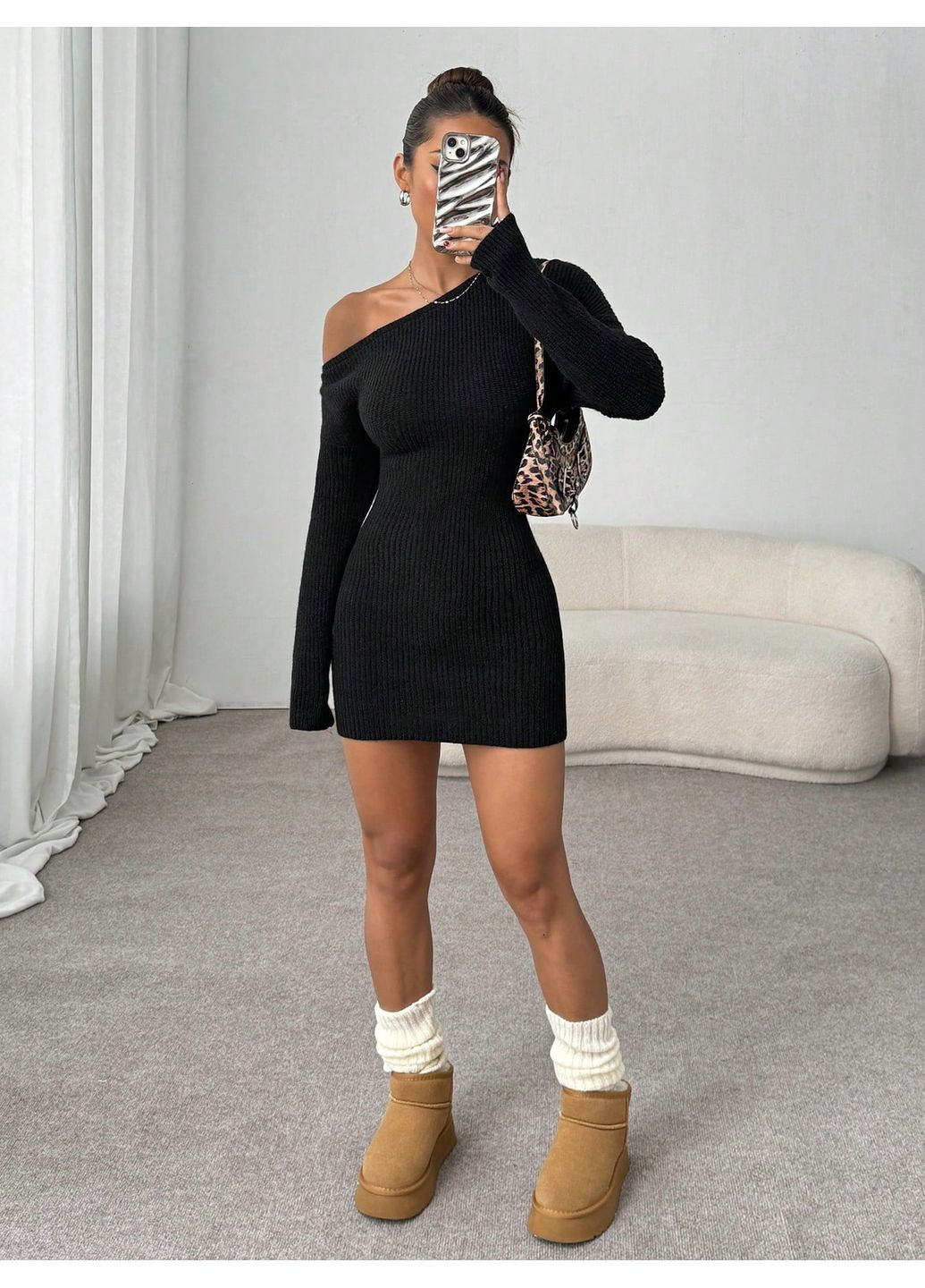 Чорна повсякденний сукня SHEIN однотонна