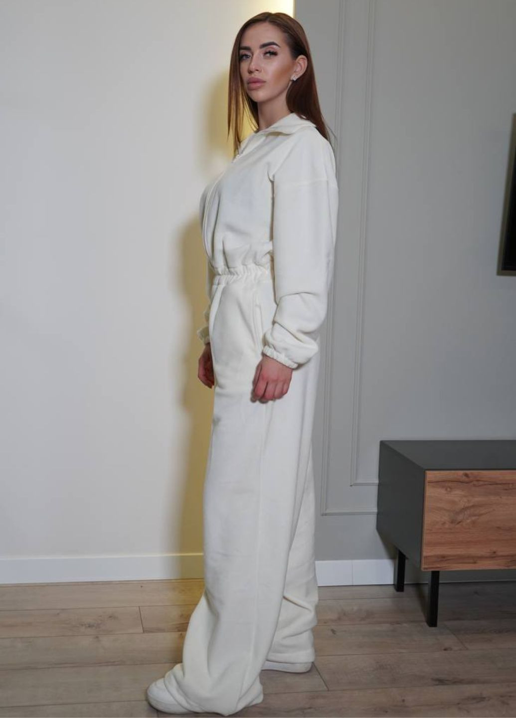 Базовый повседневный оверсайз комбинезон на молнии с карманами и стойкой воротником Tik-Tak комбинезон-брюки однотонный молочный повседневный флис