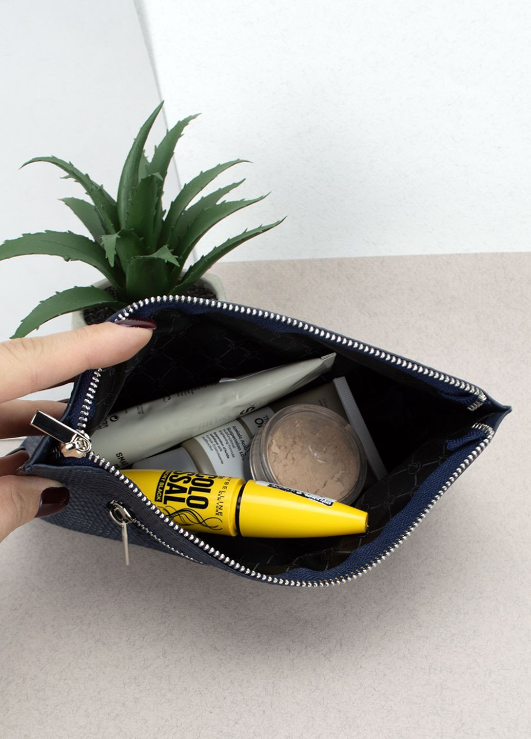 Косметичка женская кожаная на молнии 2012 синий питон HandyCover (280927695)