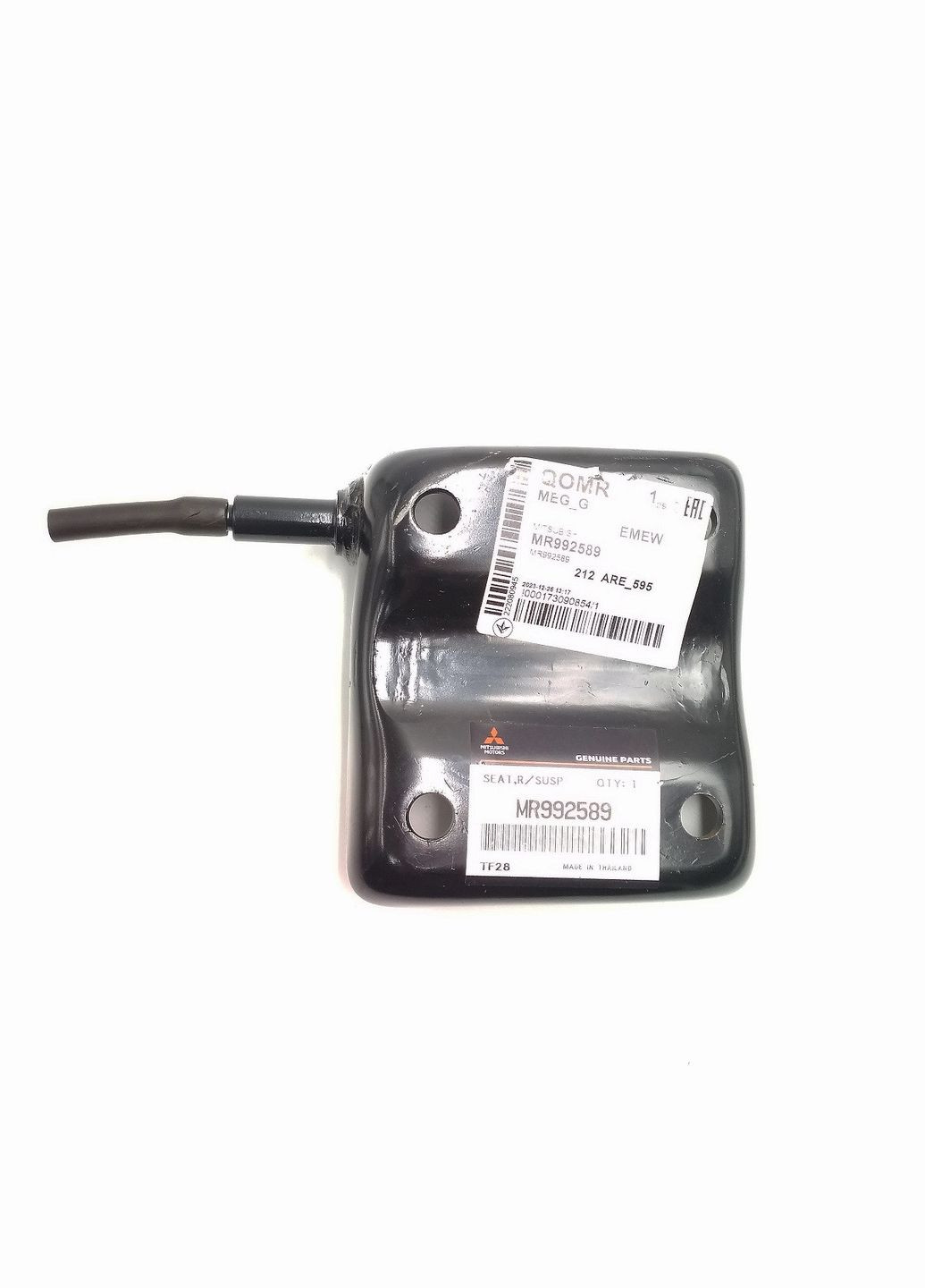 Оригінальний кронштейн стремянки ресори MR992589 L200, Л200 Mitsubishi (360503837)