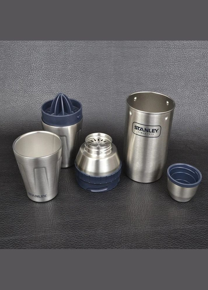 Набор Happy Hour System шейкер 0,59л + 2 стакана х 0,2л + пресс для цитрусовых 791044 Stanley (316517580)