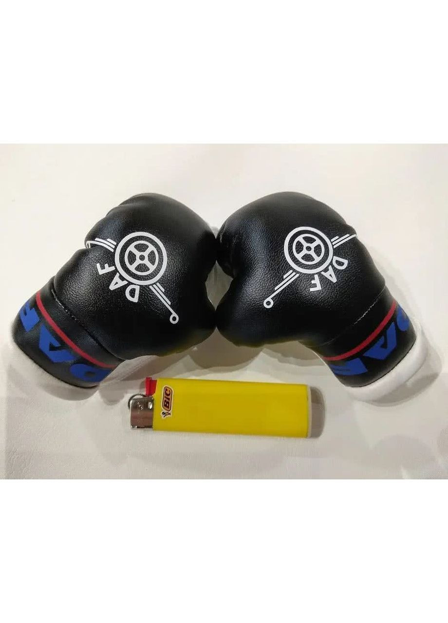 Подвеска на зеркало для авто DAF черный No Brand (363977595)