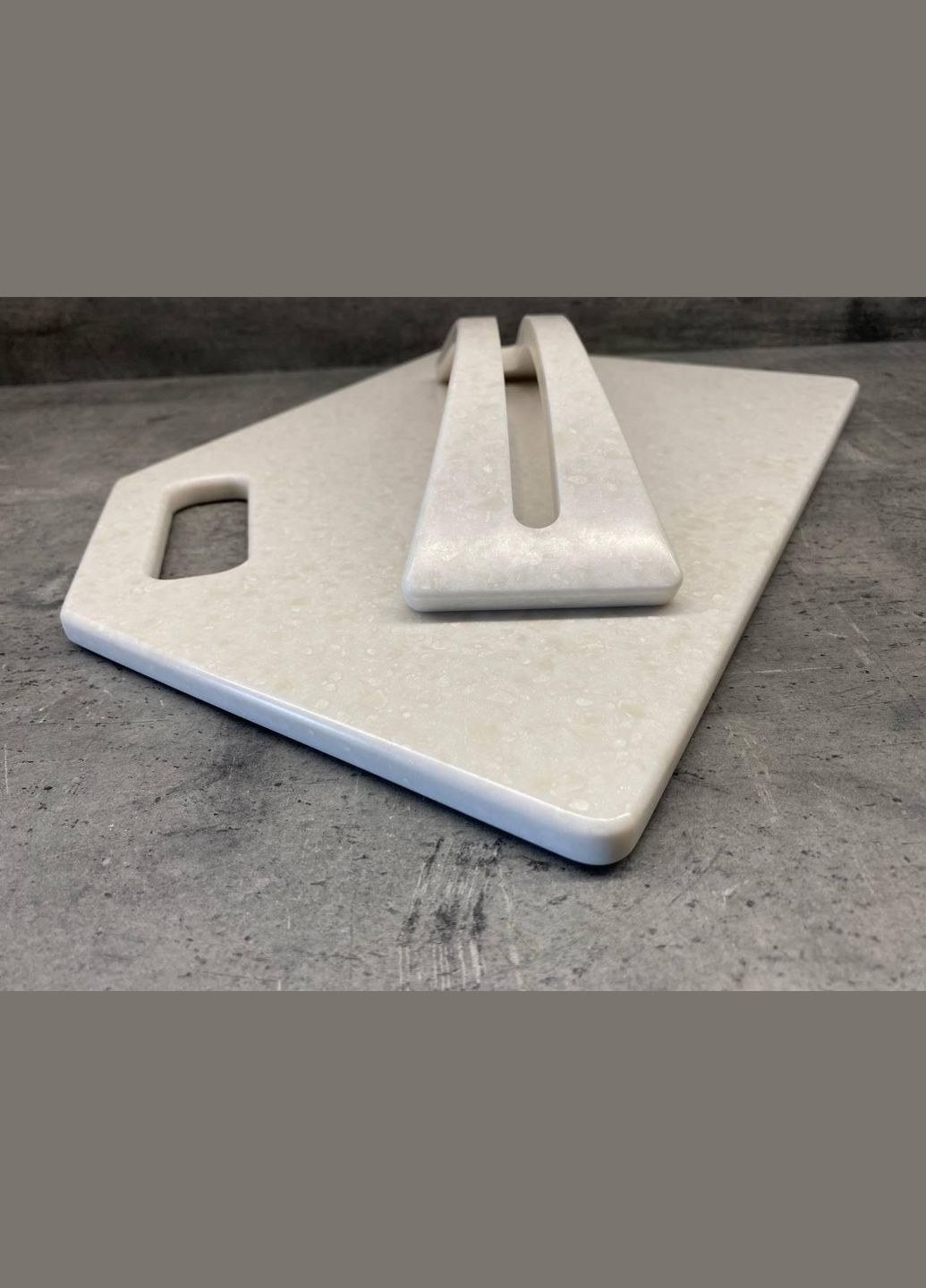 Кухонная доска на подставке из искусственного камня Pegasus 350*250 мм No Brand (341316388)