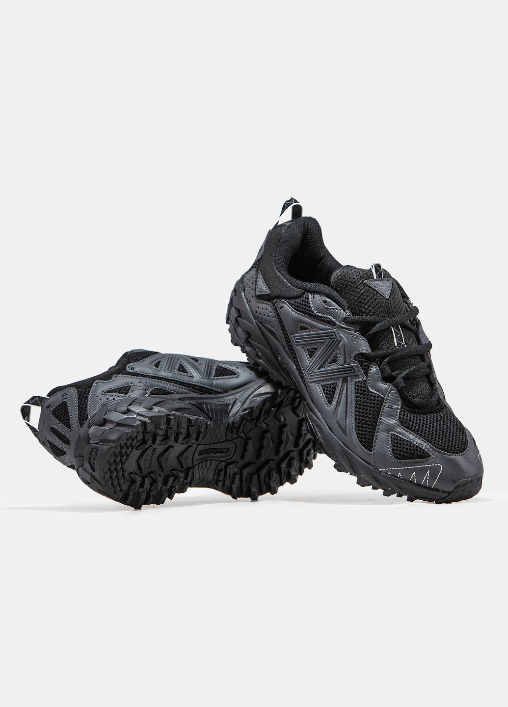 Чорні всесезон кросівки чоловічі new balance 610 v1 black | нью беланс 610 в1 чорні No Brand