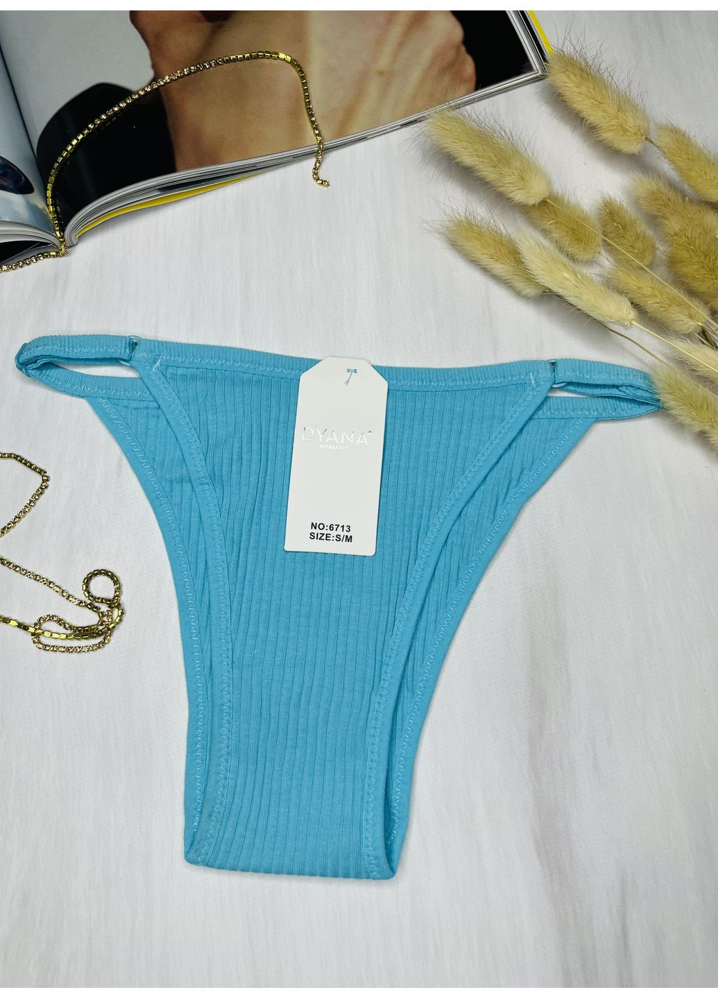 Трусики бразиліани в рубчик з регуляторами об'єму Dyana Intimates (352768600)