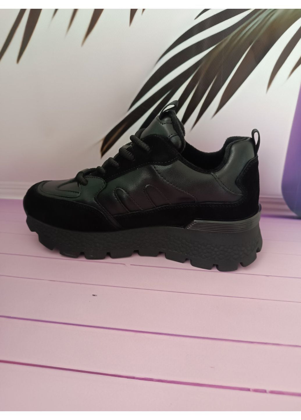 Кросівки жіночі шкіряні зимові на хутрі No Brand (370563150)