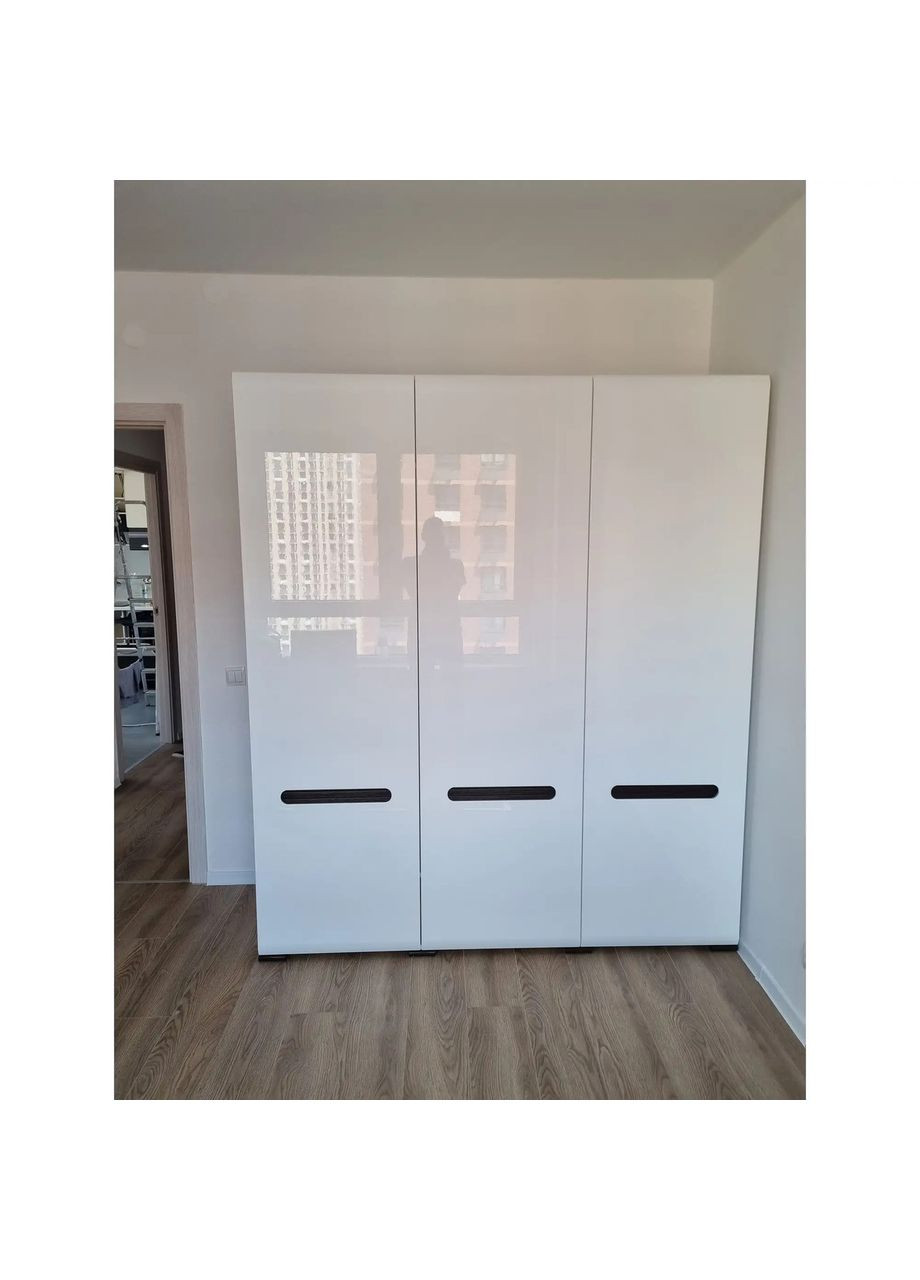 Шкаф трехдверный в спальню ВМК (БРВ) Ацтека SZF3D/21/18 Белый + Белый глянец (GRB1657) БРВ-Україна (315496172)