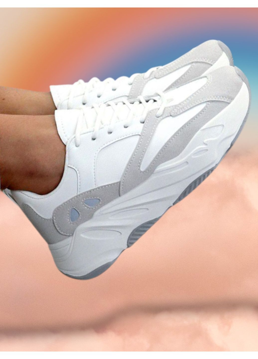 Женские кроссовки с бело-серыми вставками из кожи и замши Stilli Кросівки белые лето (355889303)