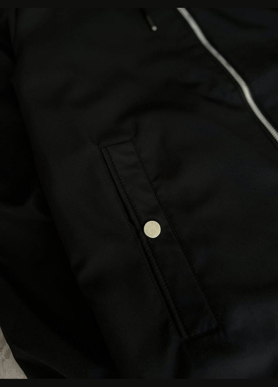 Черная стильная ветровка boss No Brand