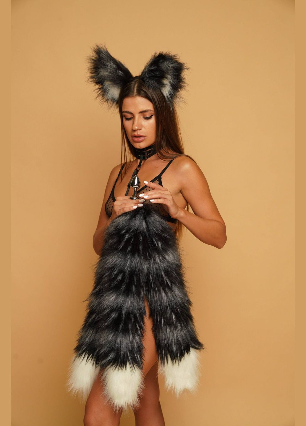 Анальный тройной меховой хвост без пробки, Чернобурка с белым кончиком, 60 см. OKOVA (315149087)