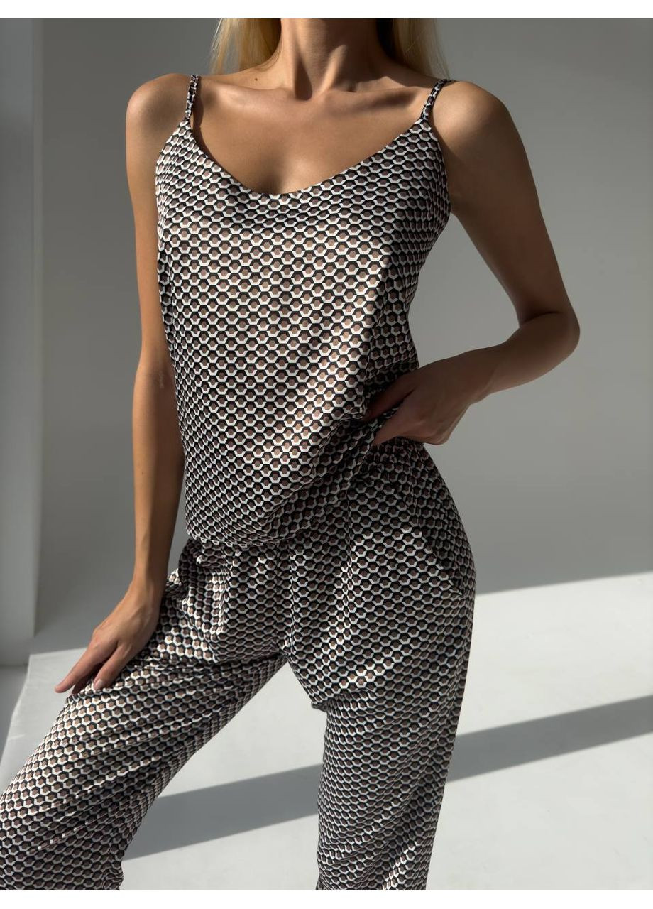 Комбинированная всесезон сатиновая пижама соты, l майка + брюки No Brand