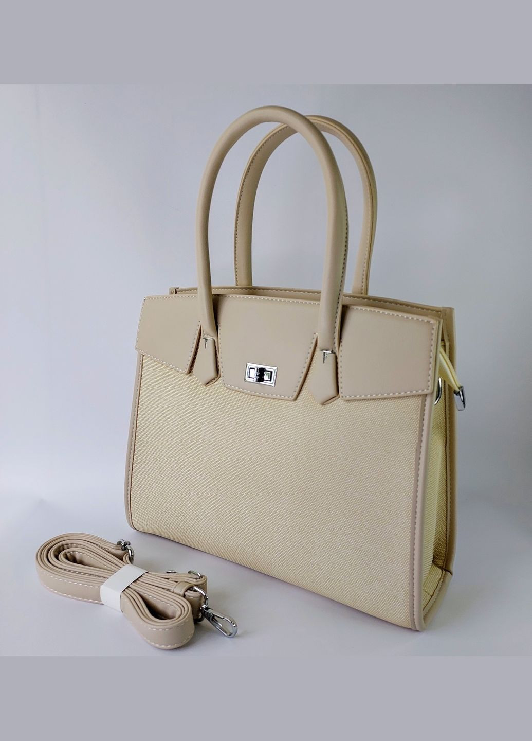 Сумка женская с двумя короткими ручками и ремешком белая Karlos Marconi (339079328)