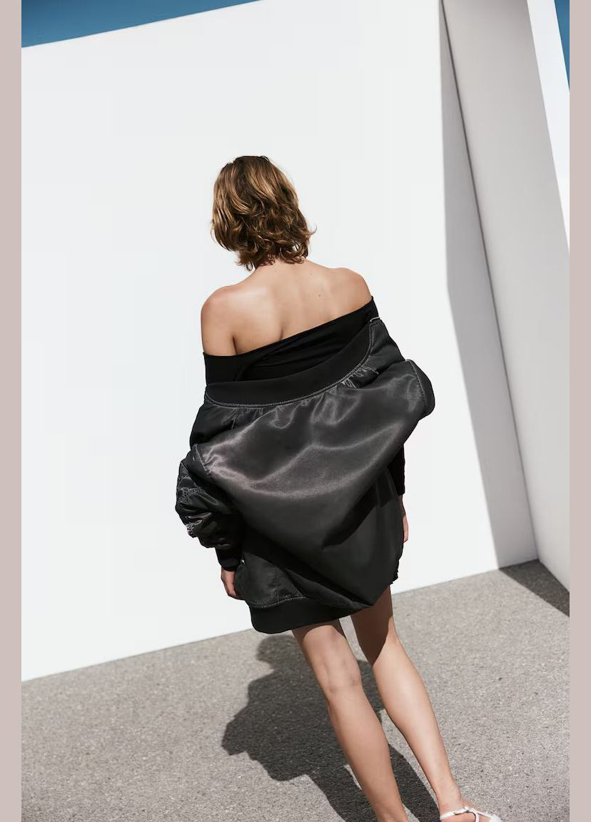 ЖІНОЧИЙ ТРИКОТАЖНИЙ ЧОРНИЙ ТОП З ВІДКРИТИМИ ПЛЕЧАМИ - XS H&M (335005592)