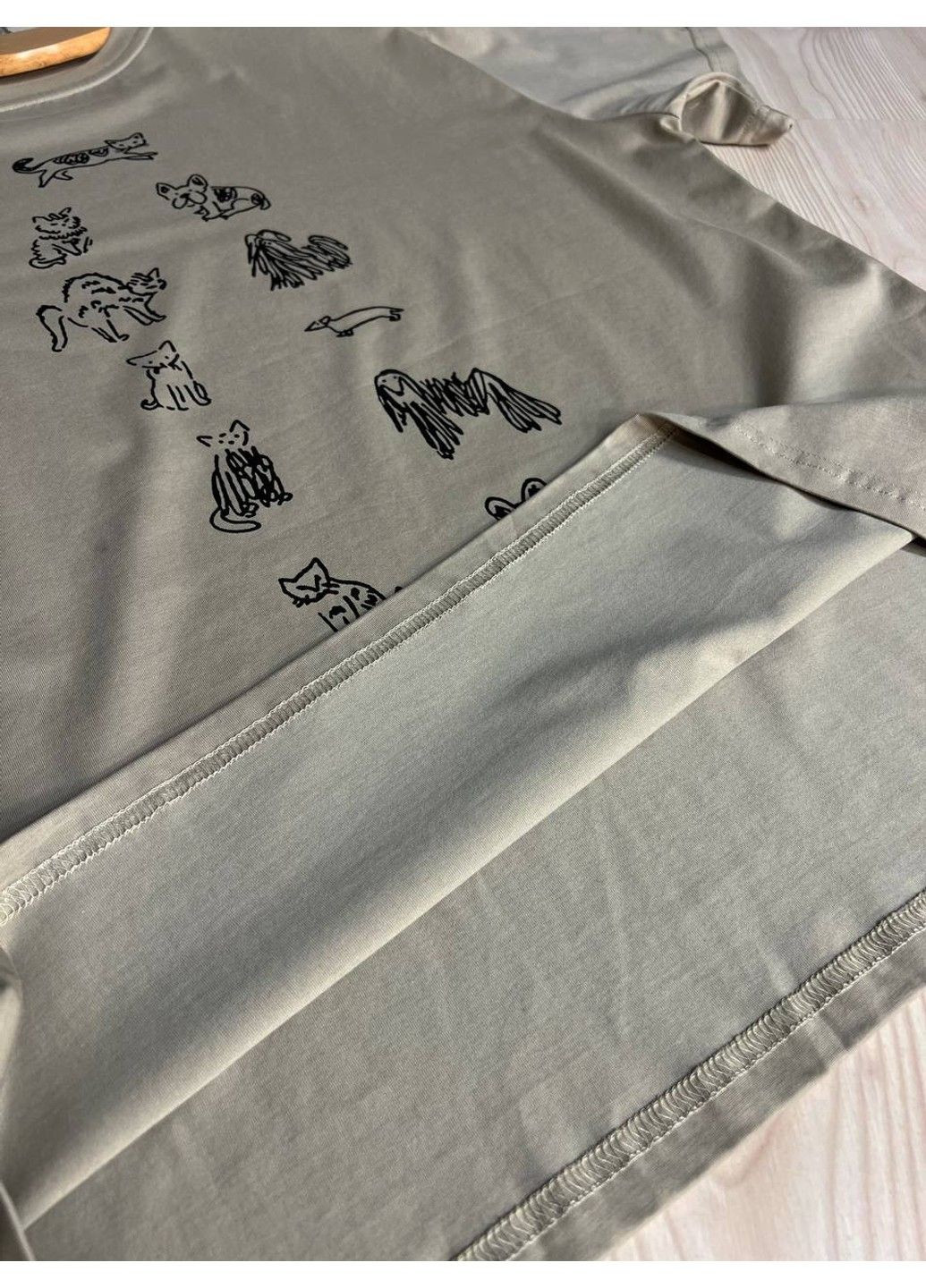 Футболка женская A-N 2358 оверсайз с рисунком животных на спине No Brand - (329694208)