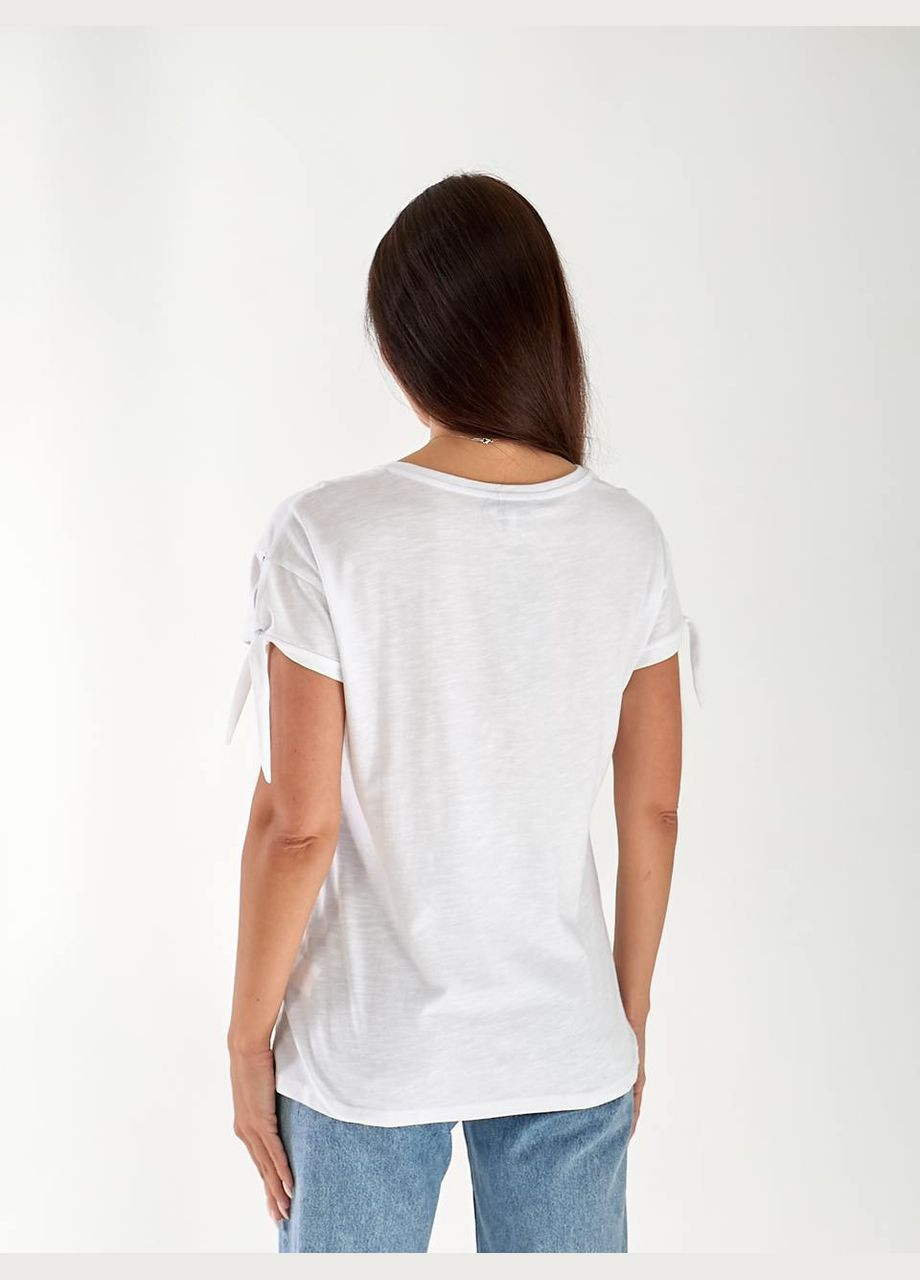 Женская футболка с надписью белого цвета 33486 Fashion - (335814429)