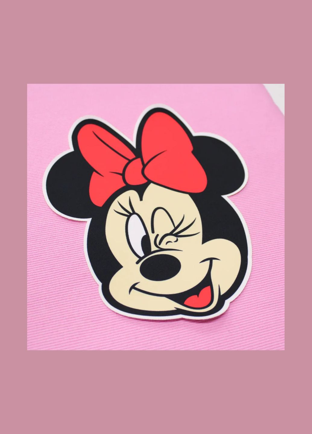 Нашивка тканевая фигурная "Minnie" подмигивает18*23 (6179) No Brand (335812469)