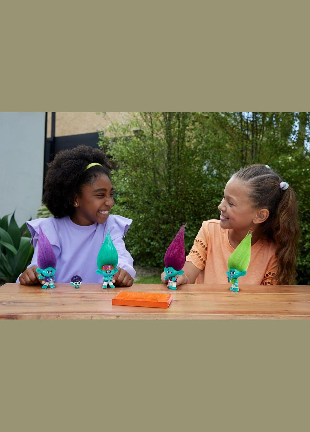 Игровой набор DreamWorks Тролли объединяются в BroZone на гастролях Trolls Band Together BroZone On Tour Mattel (338425565)