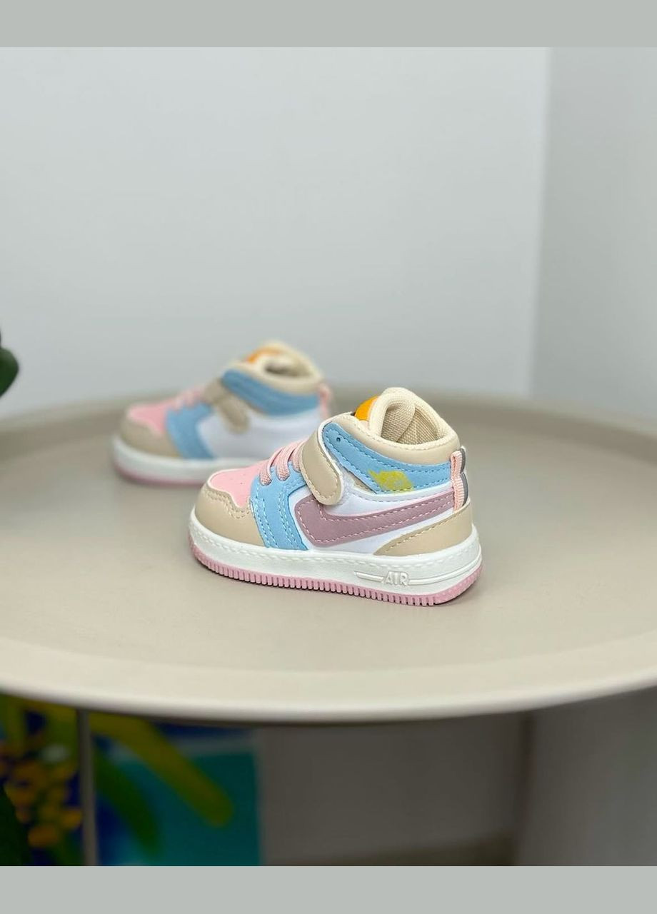 Рожеві всесезонні дитячі кросівки рожеві 1264 No Brand